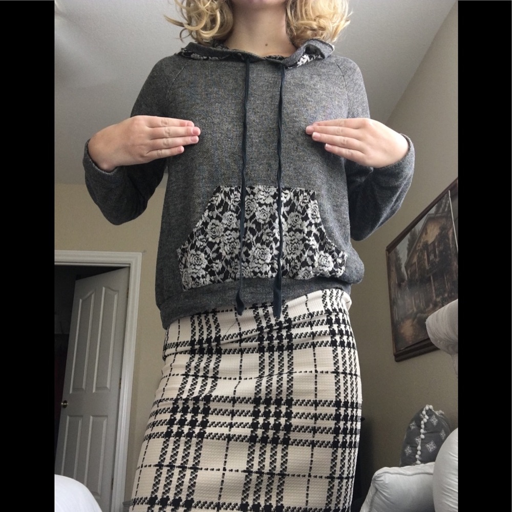 Floral Hoods Sweatshirt